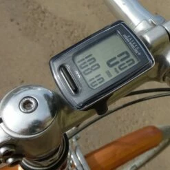 CatEye Urban Wireless Plus Cycling Computer - CC-VT245W